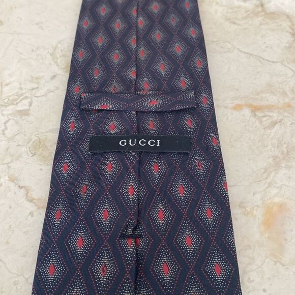 Gucci 100% Silk Tie - Picture 5 of 10